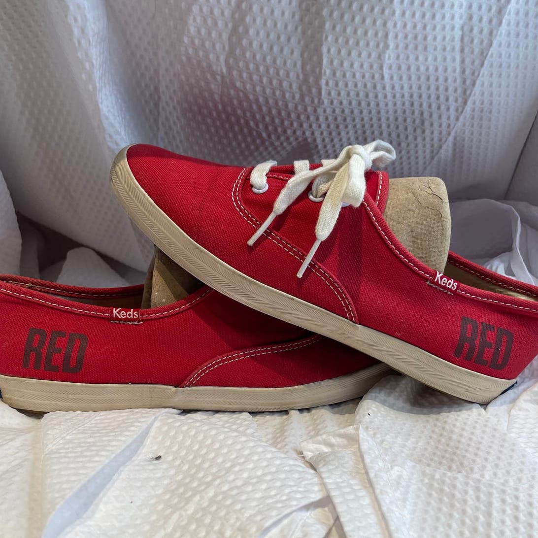 Limited Edition Taylor Swift RED Album Keds Women's Size 6.5
