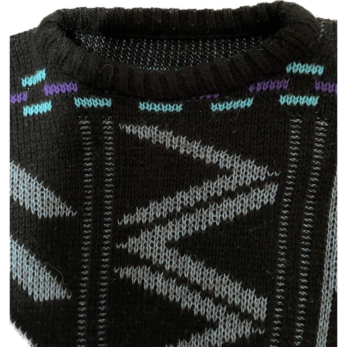 Vintage 1980’s Geometric Adult Medium Knit Pullover Sweater Teal Black Purple